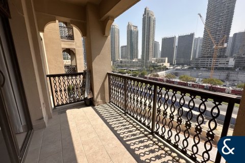 Apartamento en Reehan, Old Town, Dubai, 1 dormitorio, 72 m², № 76782 - foto 9