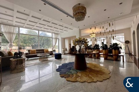 Villa en Arabian Ranches, Dubai, 5 dormitorios, 1552 m², № 76780 - foto 5