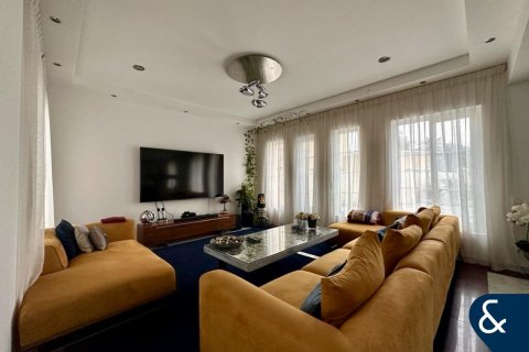 Villa en Arabian Ranches, Dubai, 5 dormitorios, 1552 m², № 76780 - foto 9