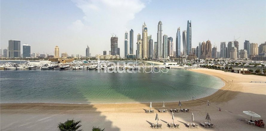 Квартира в EMAAR Beachfront, Dubai Harbour, Дубай, 1 спальня, 75м², № 44836