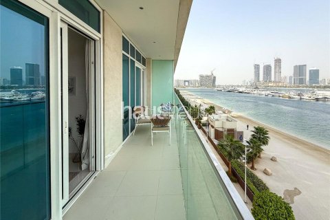 Снять в аренду квартиру в EMAAR Beachfront, Dubai Harbour, Дубай: 1 спальня, 75м², № 44836 - фото 11