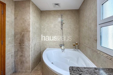 Appartement à Dubai Investment Park, Dubai, 3 chambres, 317 m², № 44822 - photo 15