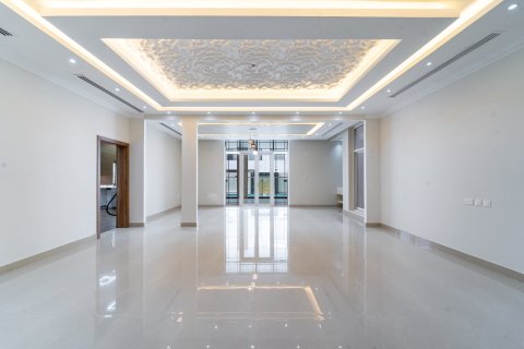 Таунхаус в Дубае, 6 спален, 930м², № 101229