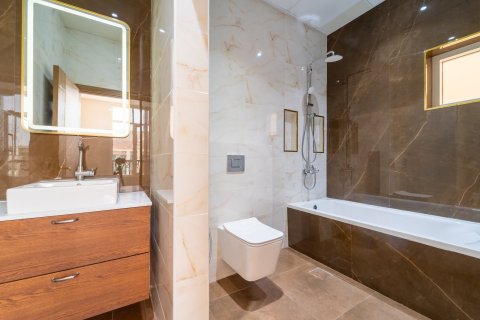 Купить таунхаус в Дубае: 6 спален, 930м², № 101229 - фото 10