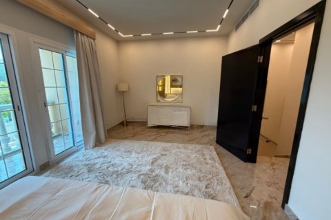 Townhouse in Jumeirah Village Triangle, Dubai 2 bedrooms, 152 sq.m. № 101237 - photo 6