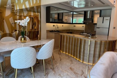 Townhouse in Jumeirah Village Triangle, Dubai 2 bedrooms, 152 sq.m. № 101237 - photo 10