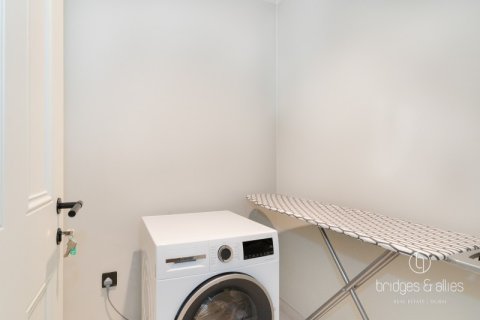 Apartment in Al Barsha, Dubai 1 bedroom, 107 sq.m. № 83926 - photo 17