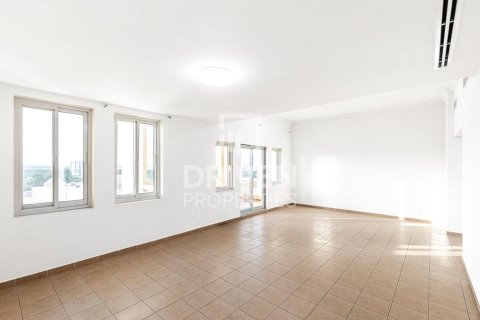 Apartment in Dubai Festival City, Dubai 3 bedrooms, 203 sq.m. № 20488 - photo 1