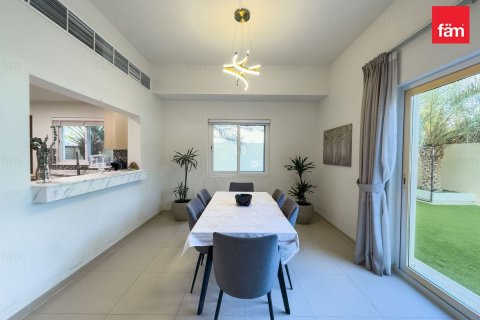 Villa à Dubai, 4 chambres, 399.9 m², № 84145 - photo 19