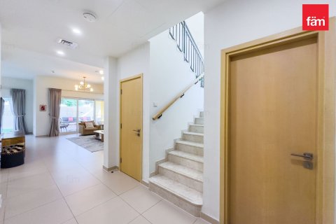 Villa à Dubai, 4 chambres, 399.9 m², № 84145 - photo 10