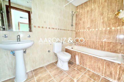 Apartment in Jumeirah Lake Towers, Dubai 1 bedroom, 89 sq.m. № 55431 - photo 12