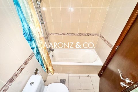 Apartment in Jumeirah Lake Towers, Dubai 1 bedroom, 89 sq.m. № 55431 - photo 14