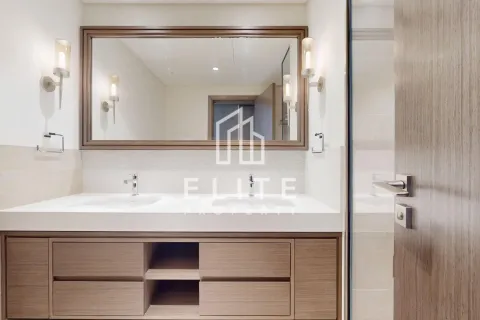 Apartment in EMAAR Beachfront, Dubai Harbour, Dubai 2 bedrooms, 111 sq.m. № 69822 - photo 14