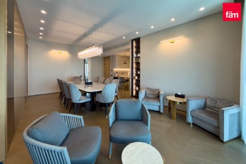 Apartment in Dubai 4 bedrooms, 237.4 sq.m. № 110524 - photo 27