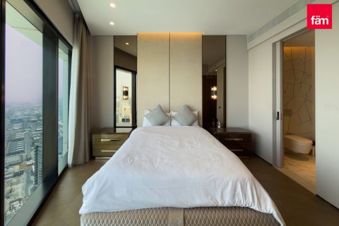 Apartment in Dubai 4 bedrooms, 237.4 sq.m. № 110524 - photo 17