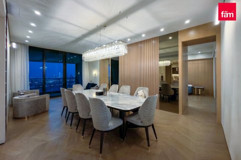 Apartment in Dubai 4 bedrooms, 237.4 sq.m. № 110524 - photo 28