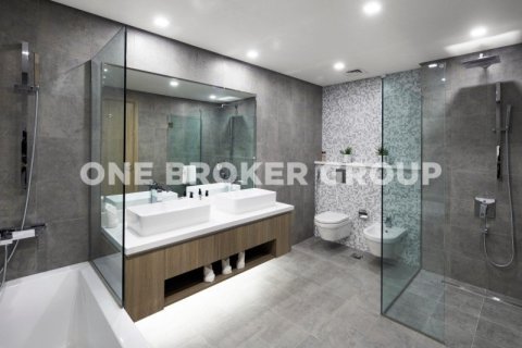 Apartamento en STELLA MARIS TOWER en Dubai Marina, Dubai, 1 dormitorio, 101.6 m², № 29714 - foto 9