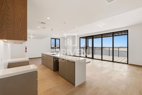 Apartment in La Mer, Jumeirah, Dubai 2 bedrooms, 184.97 sq.m. № 138233 - photo 6