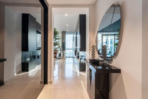 Penthouse à Burj Vista, Downtown Dubai (Downtown Burj Dubai), Dubai, 5 chambres, 643.07 m², № 138225 - photo 9