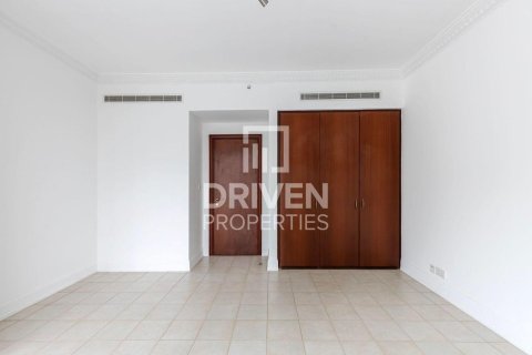 Apartment in Dubai Marina, Dubai 2 bedrooms, 157.75 sq.m. № 129305 - photo 7