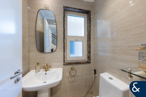 Villa à Victory Heights, Dubai Sports City, Dubai, 5 chambres, 402 m², № 75977 - photo 19