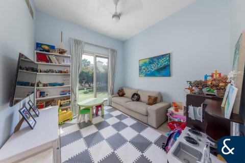 Villa à Victory Heights, Dubai Sports City, Dubai, 5 chambres, 402 m², № 75977 - photo 16