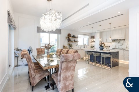 Villa à Victory Heights, Dubai Sports City, Dubai, 5 chambres, 402 m², № 75977 - photo 4