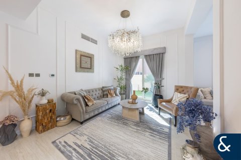Villa à Victory Heights, Dubai Sports City, Dubai, 5 chambres, 402 m², № 75977 - photo 8