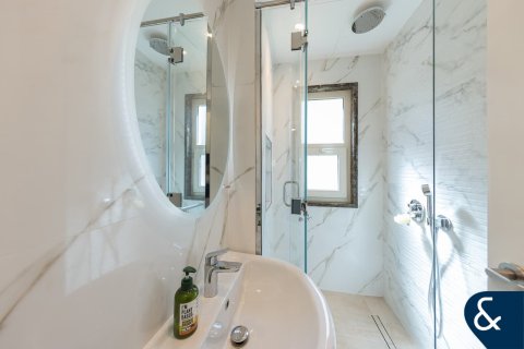 Villa à Victory Heights, Dubai Sports City, Dubai, 5 chambres, 402 m², № 75977 - photo 17