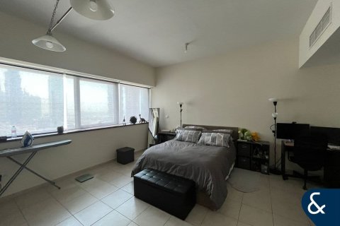 Купить квартиру в Executive Towers, Бизнес-Бэй, Дубай: 1 спальня, 92м², № 75983 - фото 1