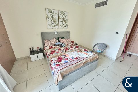 Купить квартиру в Джумейра Лейк Тауэрс, Дубай: 2 спальни, 184м², № 75980 - фото 4