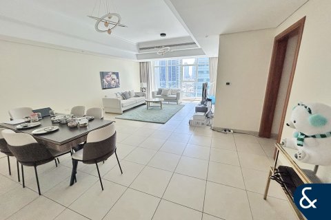 Купить квартиру в Джумейра Лейк Тауэрс, Дубай: 2 спальни, 184м², № 75980 - фото 1