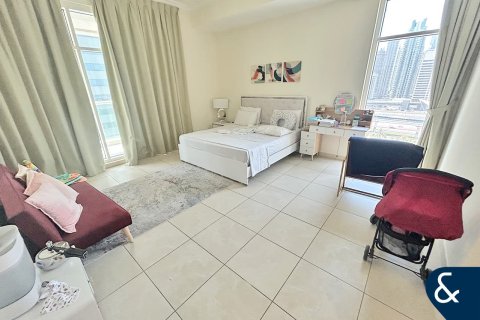 Купить квартиру в Джумейра Лейк Тауэрс, Дубай: 2 спальни, 184м², № 75980 - фото 8