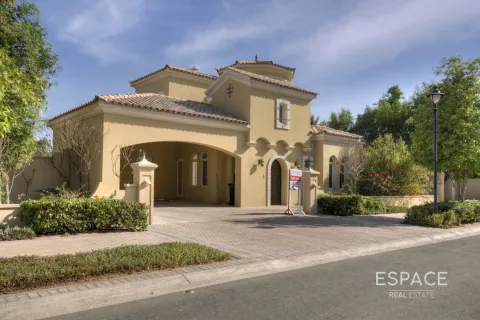 Купить виллу в Арабиан Ранчес, Дубай: 3 спальни, 350м², № 64528 - фото 16