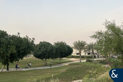 Adosado en DAMAC Hills (Akoya by DAMAC), Dubai, 4 dormitorios, 197 m², № 74657 - foto 8