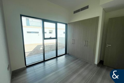 Adosado en DAMAC Hills (Akoya by DAMAC), Dubai, 4 dormitorios, 197 m², № 74657 - foto 6