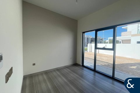 Adosado en DAMAC Hills (Akoya by DAMAC), Dubai, 4 dormitorios, 197 m², № 74657 - foto 5