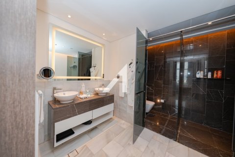 Apartment in Dubai 2 bedrooms, 112.8 sq.m. № 42448 - photo 13