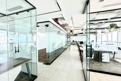 Bureau à Dubai, 343.7 m², № 42446 - photo 2