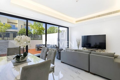 Adosado en Al Furjan, Dubai, 3 dormitorios, 294 m², № 87518 - foto 8