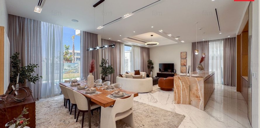 Villa à Dubai, 5 chambres, 672 m², № 110729