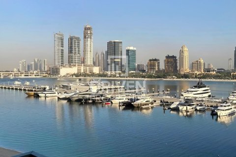 Apartment in EMAAR Beachfront, Dubai Harbour, Dubai 1 bedroom, 114.64 sq.m. № 141029 - photo 2