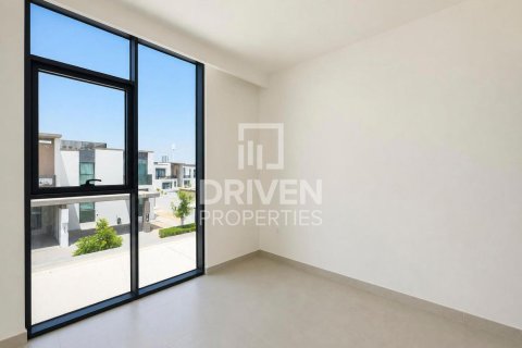 Townhouse in Arabian Ranches 3, Dubai 3 bedrooms, 144.84 sq.m. № 141031 - photo 11