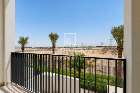 Townhouse in Arabian Ranches 3, Dubai 3 bedrooms, 144.84 sq.m. № 141031 - photo 17