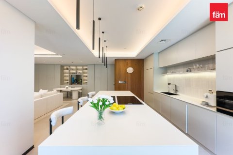 Снять в аренду квартиру в City Walk, Дубай: 2 спальни, 156.4м², № 95734 - фото 7