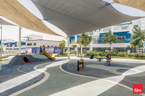 Снять в аренду таунхаус в Дубае: 4 спальни, 144м², № 95735 - фото 11