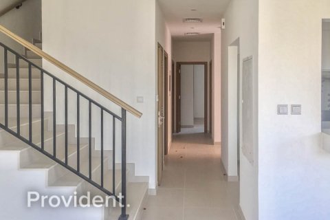 Villa in Dubai Land, Dubai 4 bedrooms № 1836 - photo 5