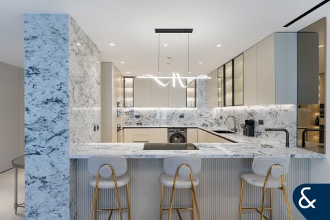 Купить квартиру в Shoreline Apartments, Пальма Джумейра, Дубай: 2 спальни, 185м², № 78990 - фото 2