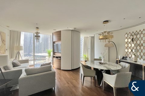 Снять в аренду квартиру в Даунтаун Дубай (Даунтаун Бурдж Дубай), Дубай: 1 спальня, 98м², № 78999 - фото 1