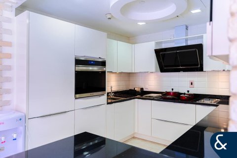 Apartment in Kamoon, Old Town, Dubai 1 bedroom, 210 sq.m. № 78993 - photo 8